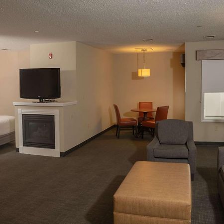 Hawthorn Suites By Wyndham Erie Kearsarge Extérieur photo