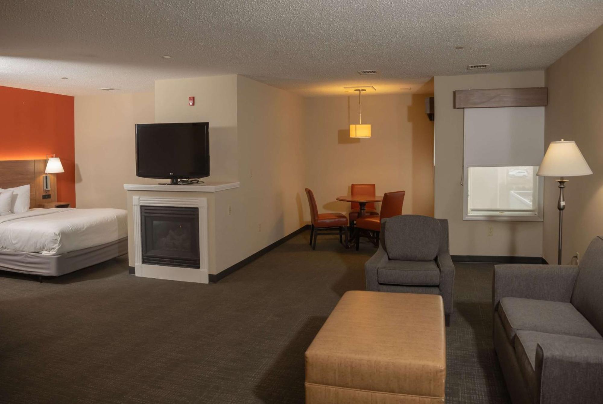 Hawthorn Suites By Wyndham Erie Kearsarge Extérieur photo
